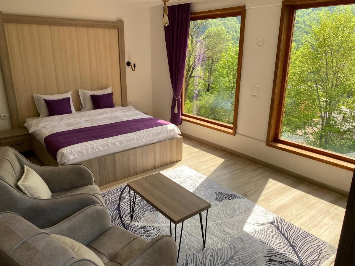 Chalet Kujta ペーチ エクステリア 写真