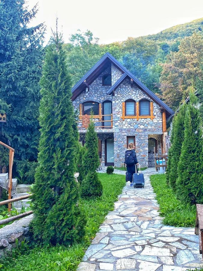 Chalet Kujta ペーチ エクステリア 写真
